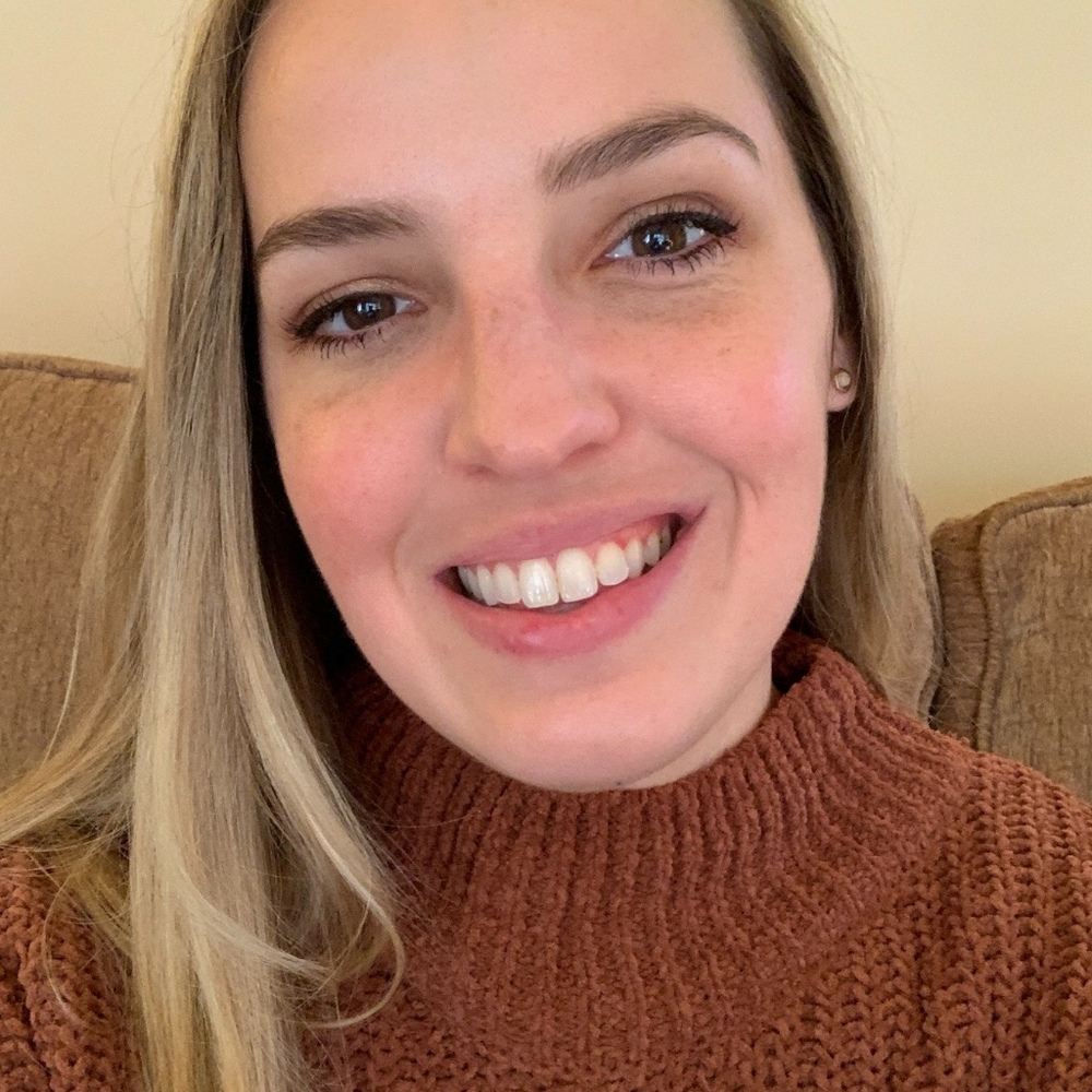 Meet your Posher, Emily